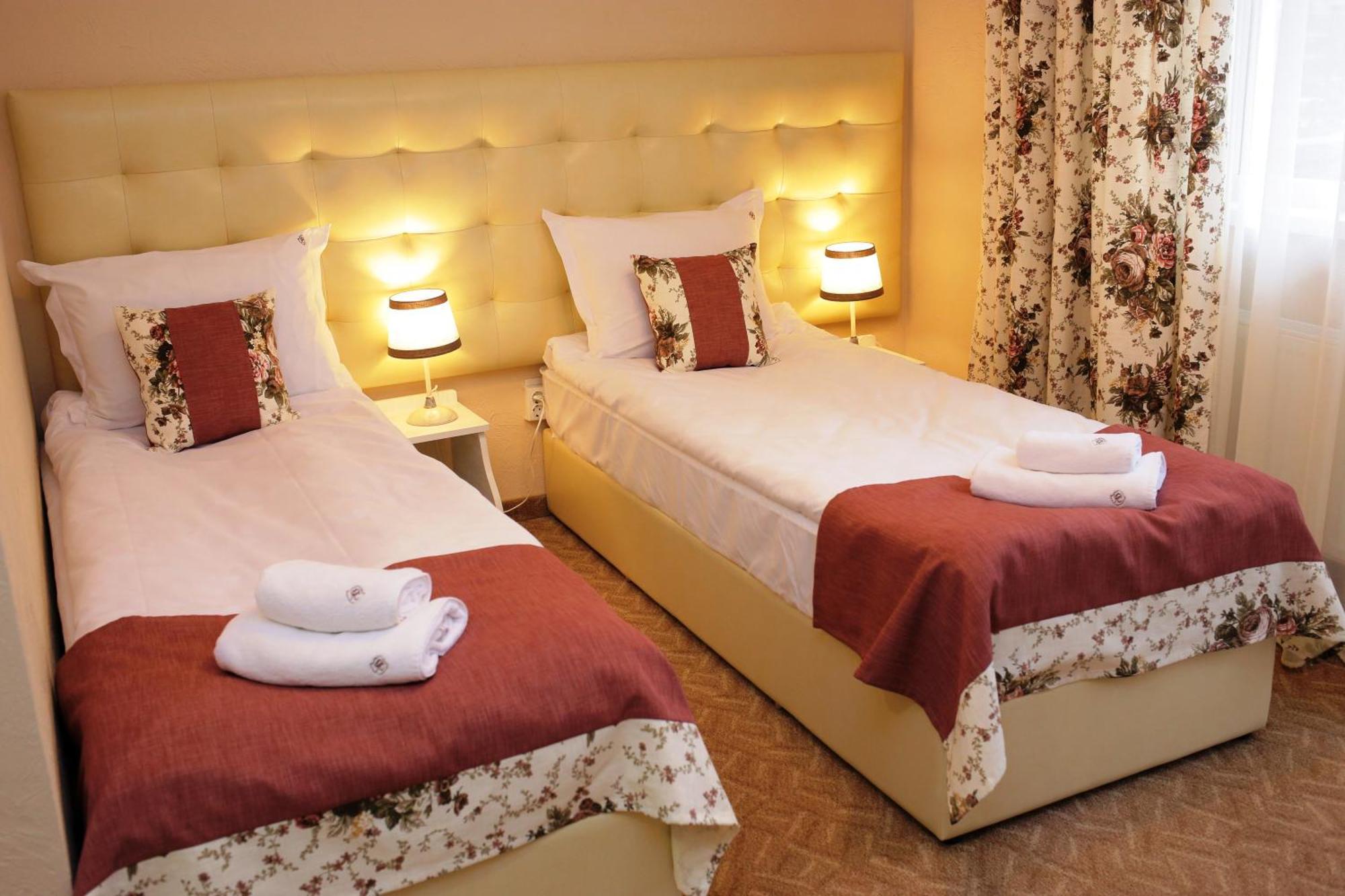 Hotel&Restaurant Premium Club Yaremche Room photo